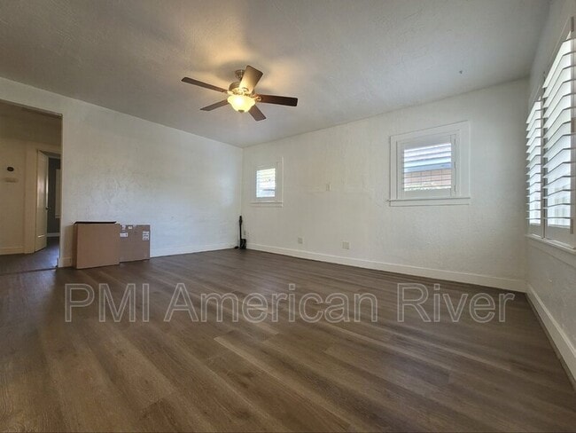 Building Photo - 2643 43rd St