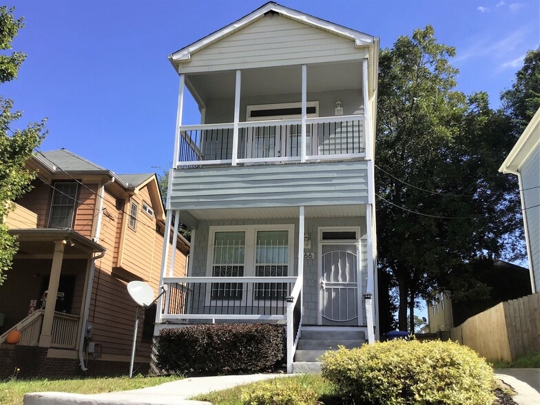 Primary Photo - 766 Humphries St SW