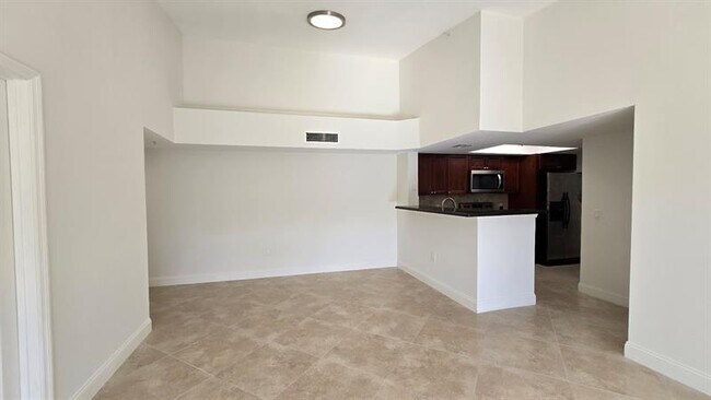 Building Photo - 5021 Wiles Rd