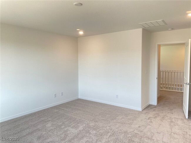 Building Photo - 5749 Avondale Rise Wy