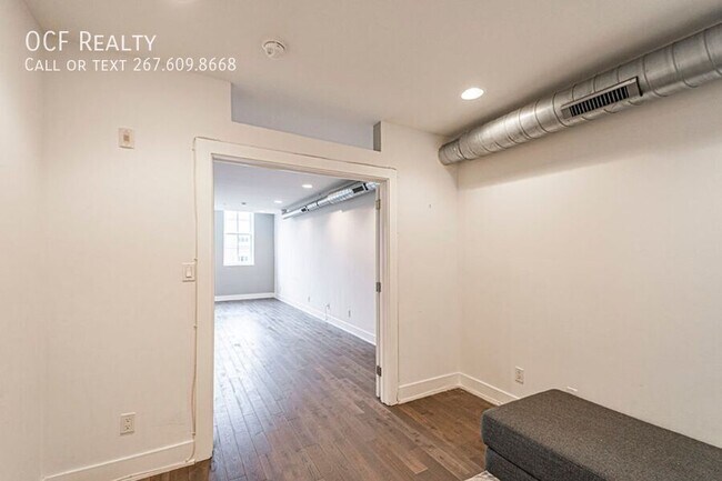 Building Photo - 135-37 N 3rd St