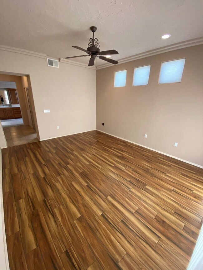 Building Photo - Beautiful home in The Boulders at Sonoma Ranch ***55 Plus Community***