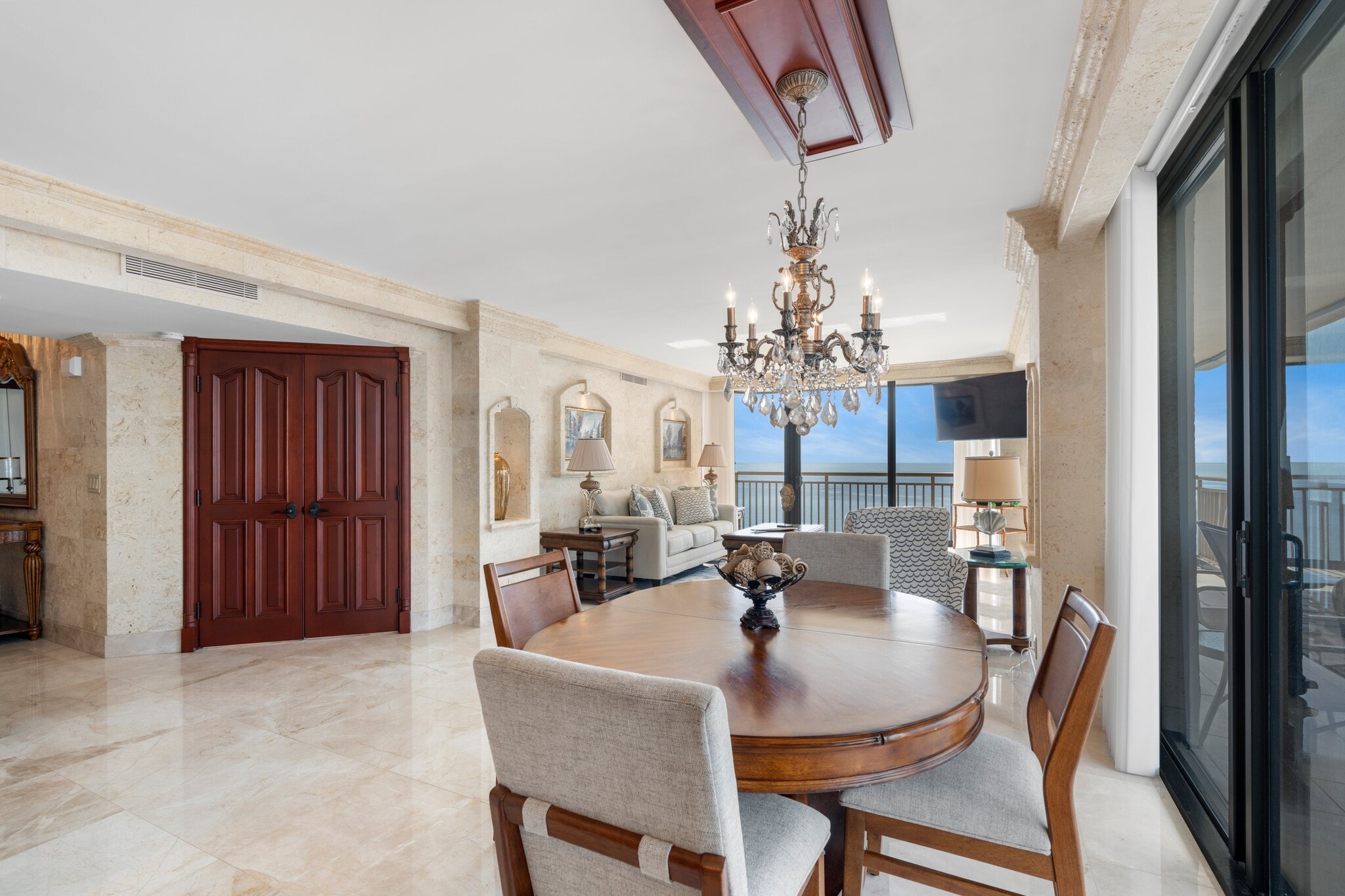 Building Photo - 3400 N Ocean Dr