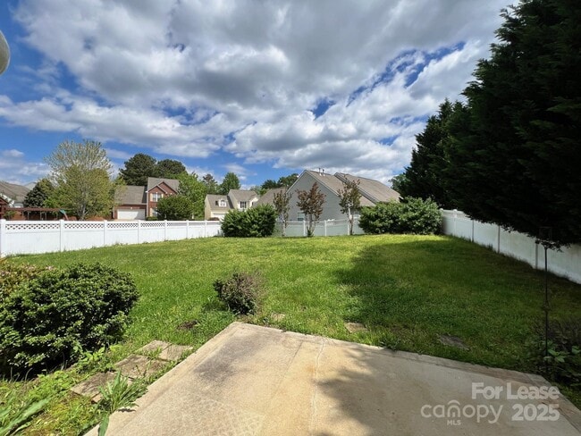 Building Photo - 7158 April Mist Trail