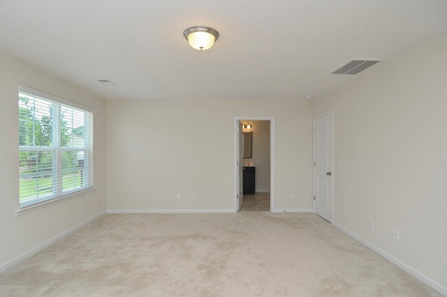 Building Photo - 429 Eastfair Dr