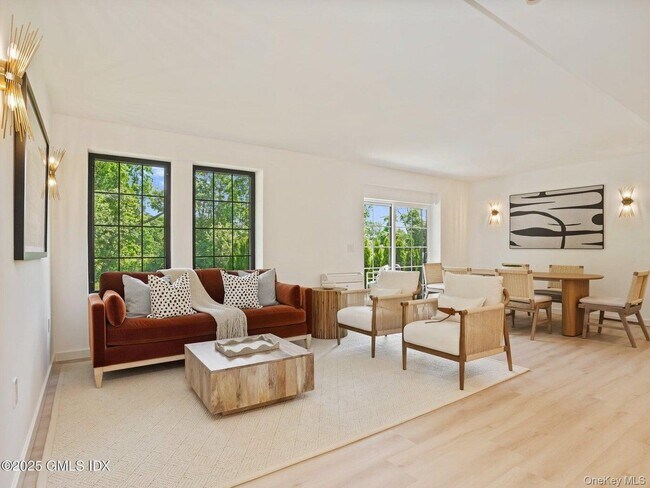 Building Photo - 1188 King St