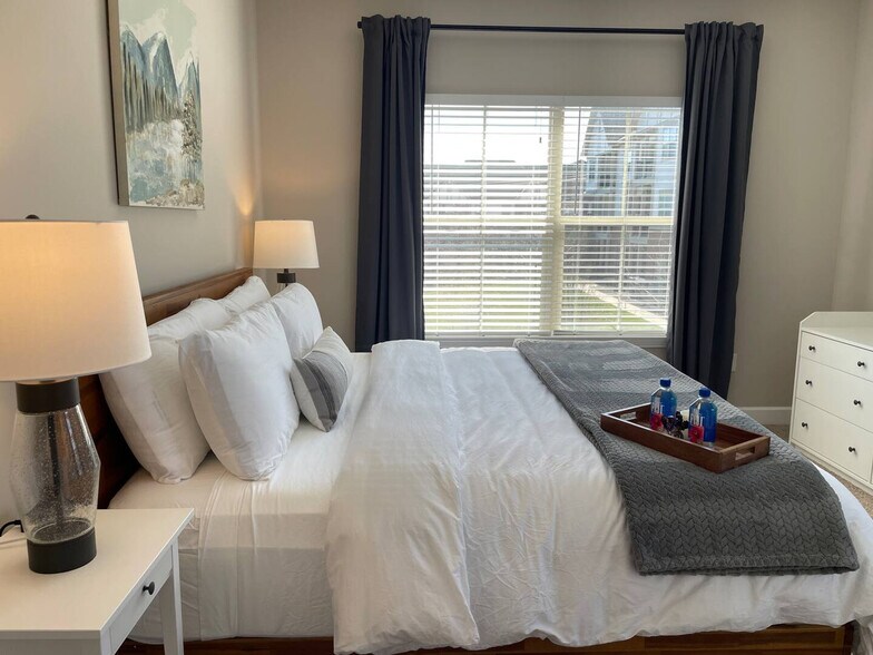 Building Photo - 598 Brockhampton Ln