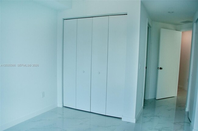 Building Photo - 1100 S Miami Ave