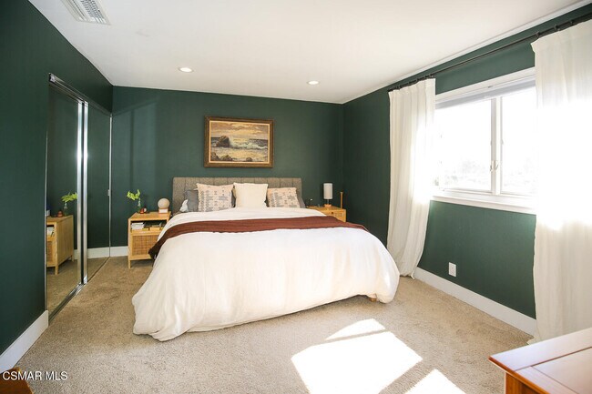 Building Photo - 947 Driftwood Cir