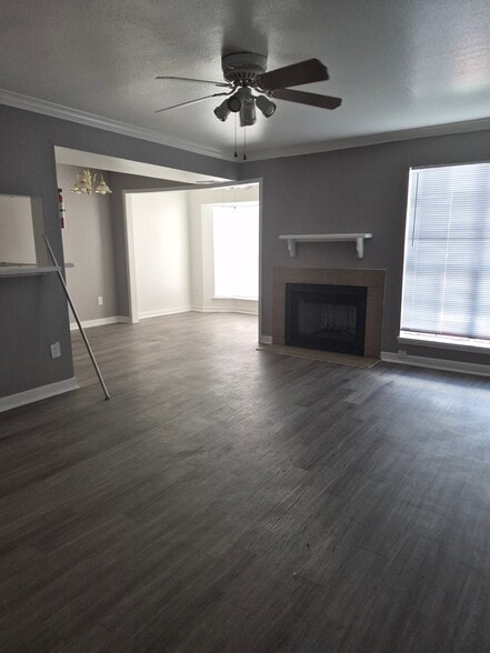Building Photo - 9701 Forum Park Dr