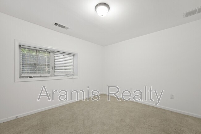 Building Photo - 2110 Gorman Grove