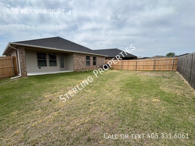 Building Photo - 358 Woodrock St