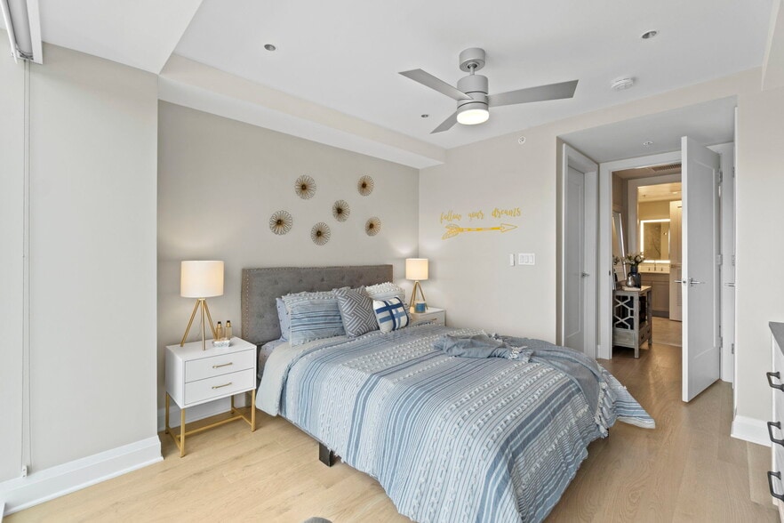 Building Photo - 925 N Fairfax St