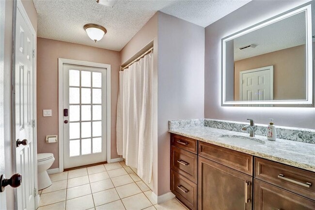 Building Photo - 4318 Woodtree Ln