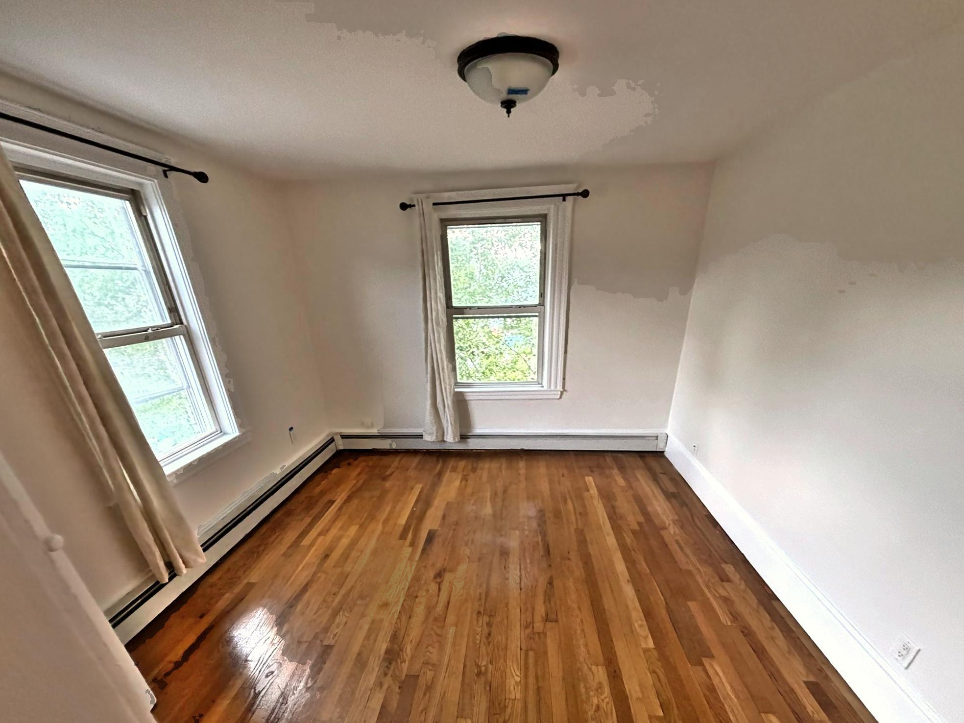 Building Photo - 44 Pearl St