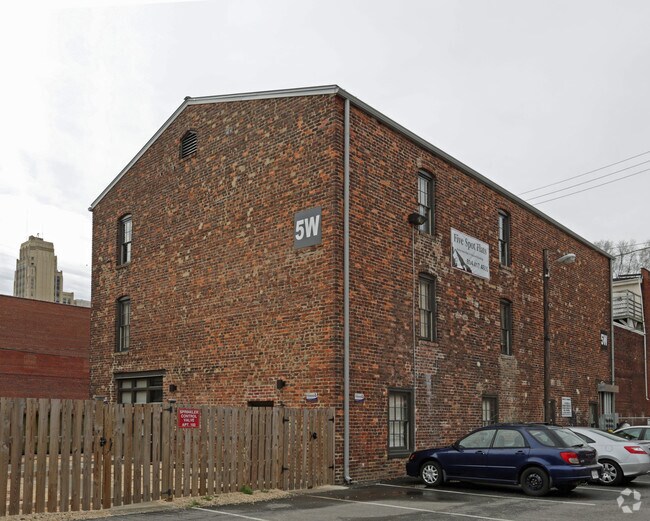 Five Spots Flats 5 W Marshall St Richmond VA 23220 Apartment Finder