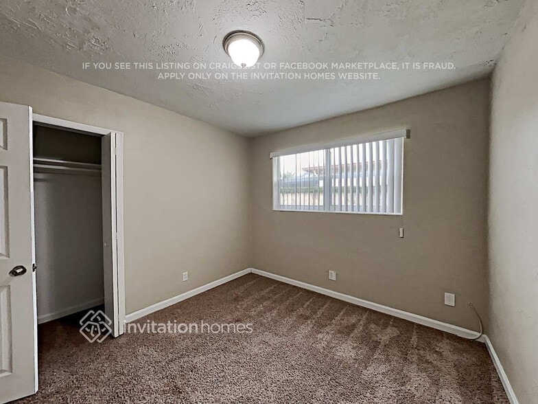 Building Photo - 4913 McKinley St