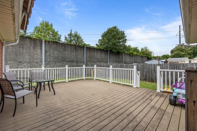 Building Photo - Spacious Virginia Beach Home for Rent – 3 ...
