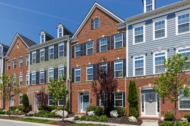 Building Photo - 5917 Glen Willow Wy