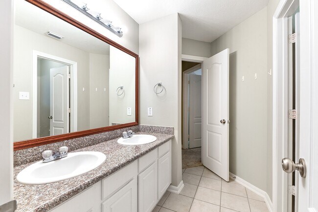 Building Photo - 5035 Logans Landing Ln