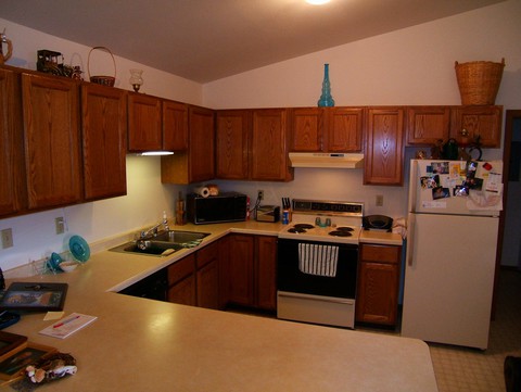 Kitchen - Shady Grove Apartments