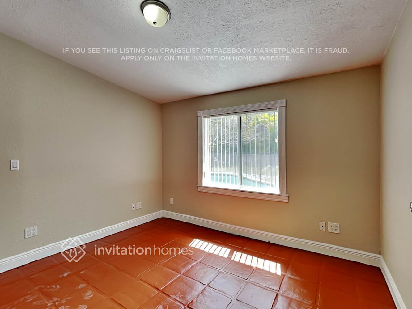 Building Photo - 10840 SW 32nd St