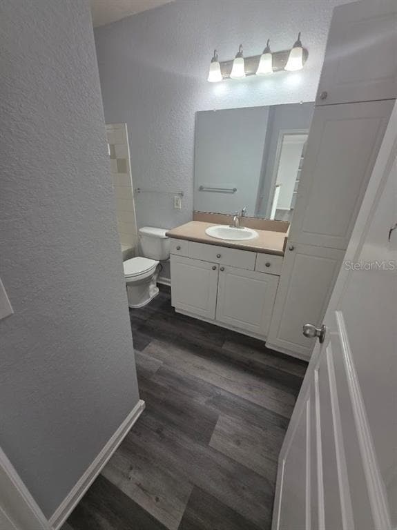 Building Photo - 9401 Crescent Loop Cir