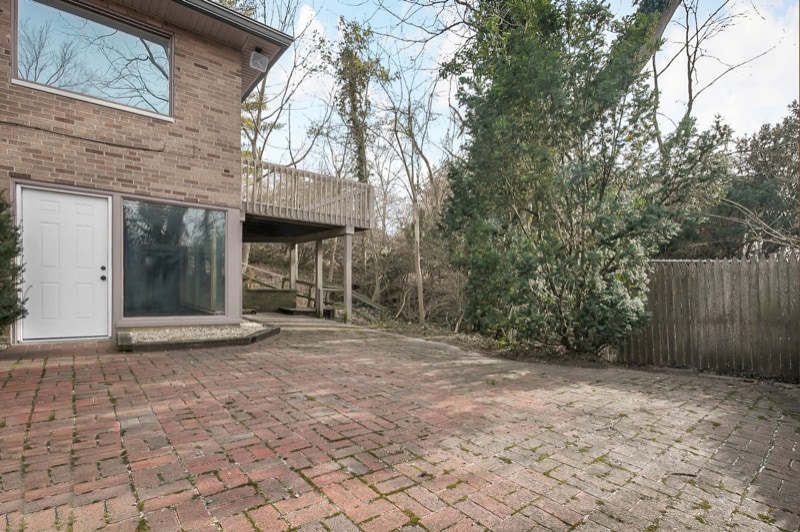 Building Photo - 2731 Charing Rd