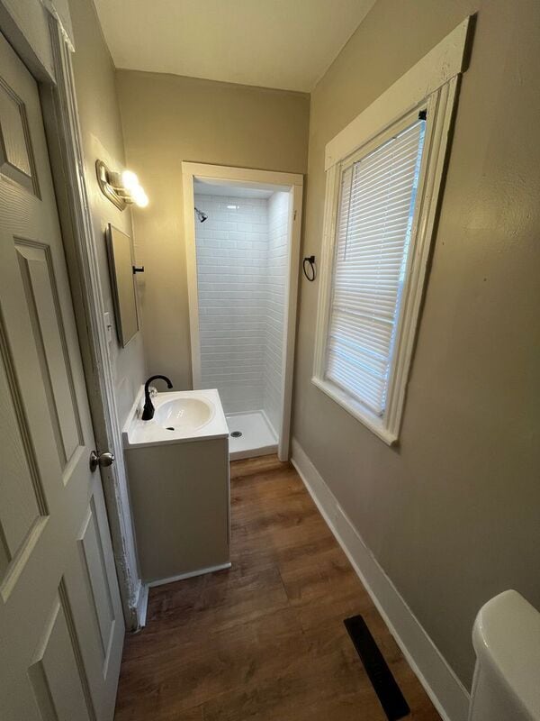 Building Photo - 14 Beechwood St