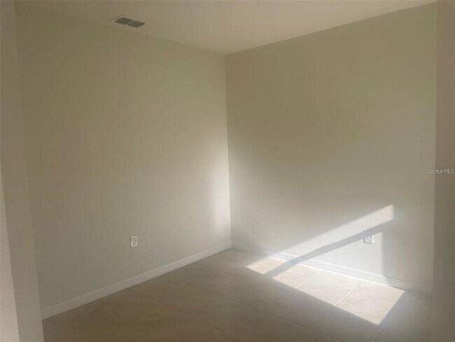 Building Photo - 2738 Sunkissed Dr