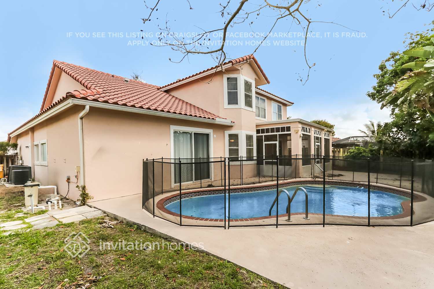 Building Photo - 2015 Portland Ave