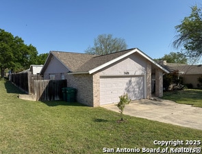 Building Photo - 7401 Oak Marsh St