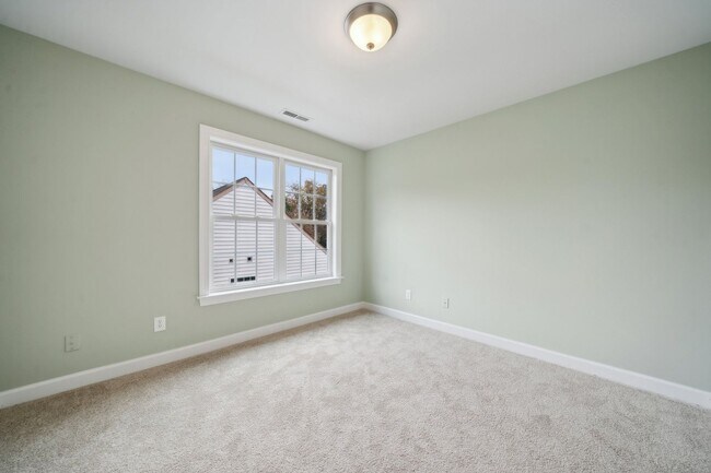 Building Photo - Welcome to Windmill Meadows!