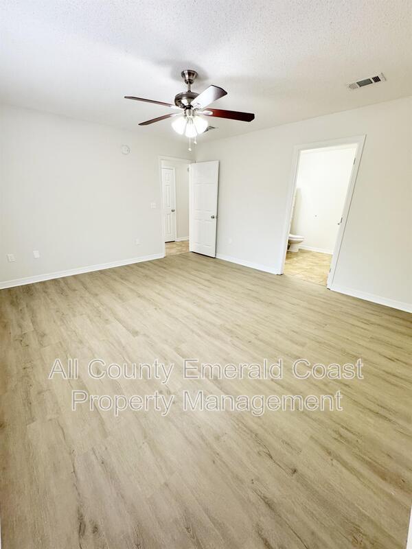 Building Photo - 293 Dahlquist Dr