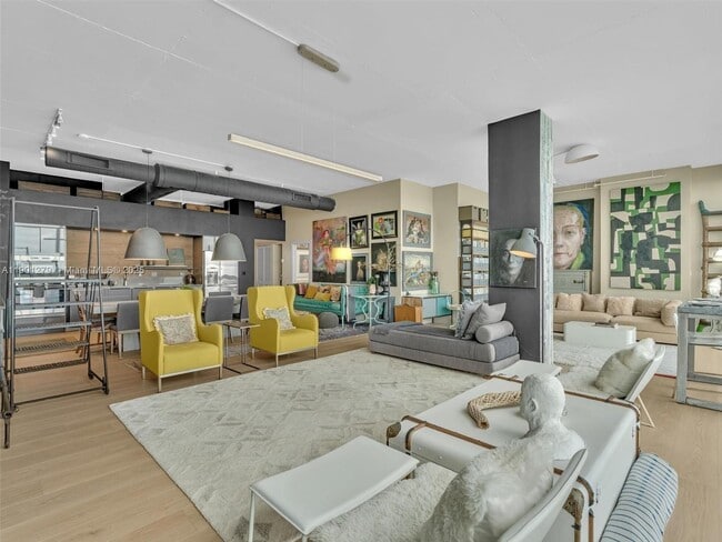 Building Photo - 7934 West Dr