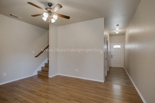 Building Photo - 706 Parkplace Ridge