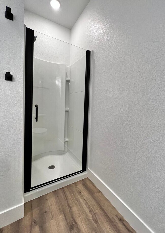Building Photo - Newer Build in Downtown Loveland Apartments!