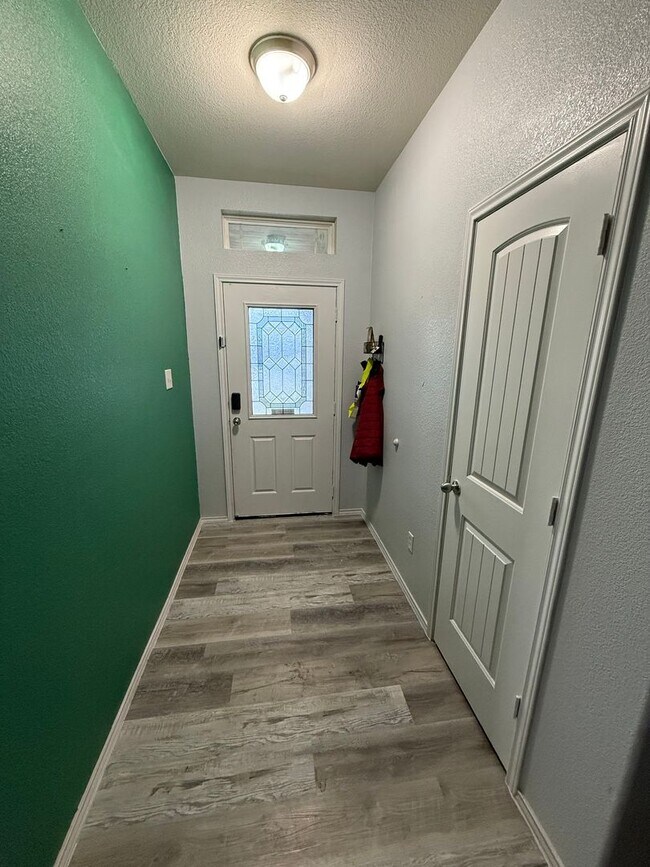 Building Photo - 5 bedroom Home in Copperas Cove