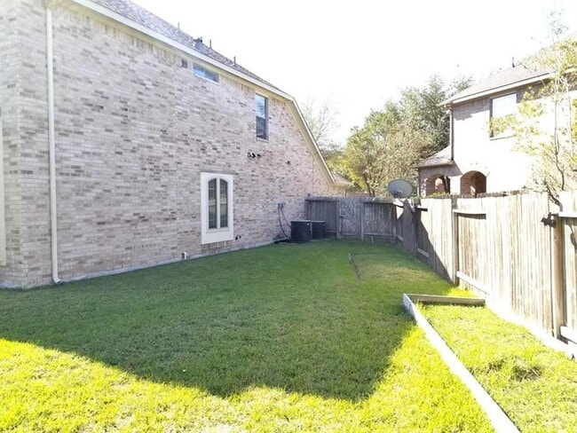 Building Photo - 25406 Archdale Ct