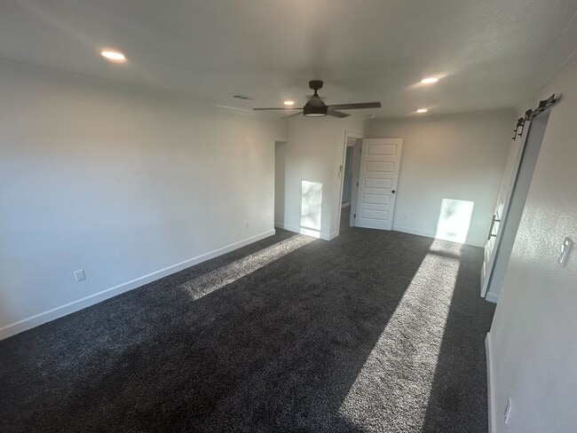 Building Photo - 2509 Larry Dr