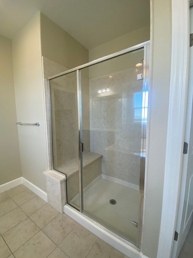 Building Photo - Dublin Ranch 4 Bed & Loft, 3 Bath, close t...