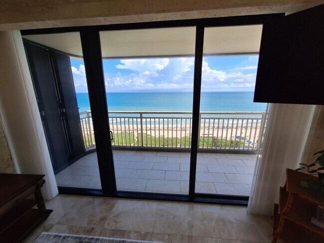 Building Photo - 3400 N Ocean Dr