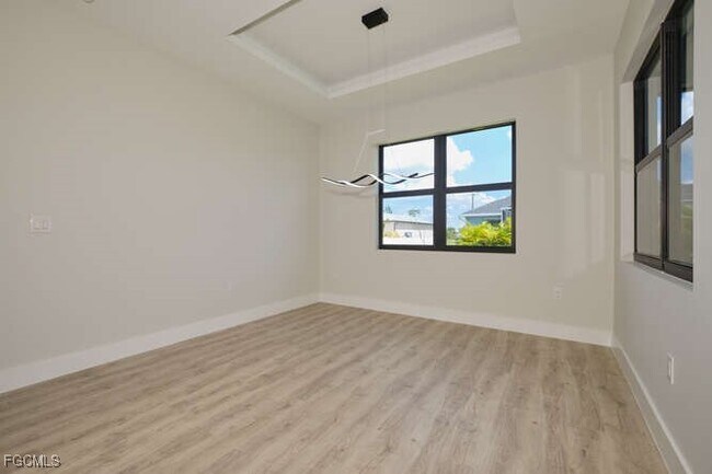 Building Photo - 1645 NW 38th Pl