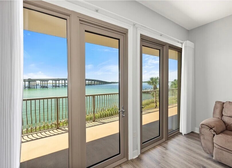 Building Photo - 5 Calhoun Ave