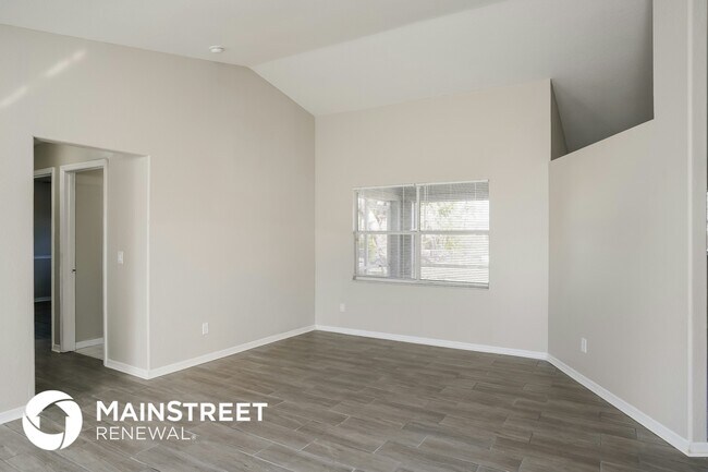 Building Photo - 1147 SW 15th St
