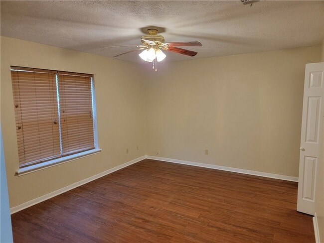 Building Photo - 4011 Windswept Dr