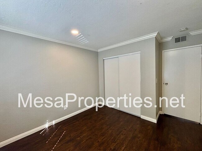 Building Photo - 10151 Arrow Route