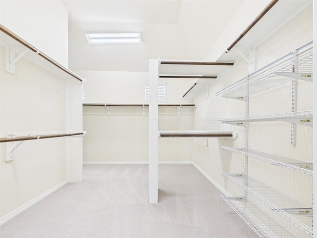 Building Photo - 10606 Shadow Elm Ct