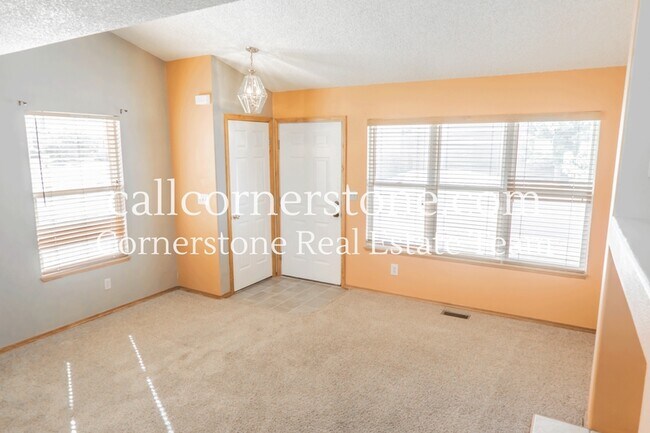Building Photo - 5312 Luster Dr