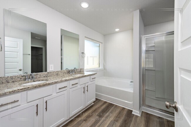 Building Photo - Only $1500 for First Month's Rent!!! Smart 4 Bd / 2 Ba Home in West Mobile Gated Community